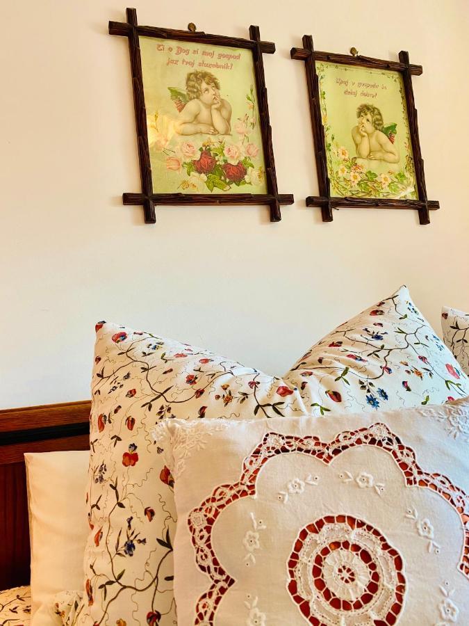 Guesthouse Sabine - Pr' Skminc Бохиньска-Бела Экстерьер фото